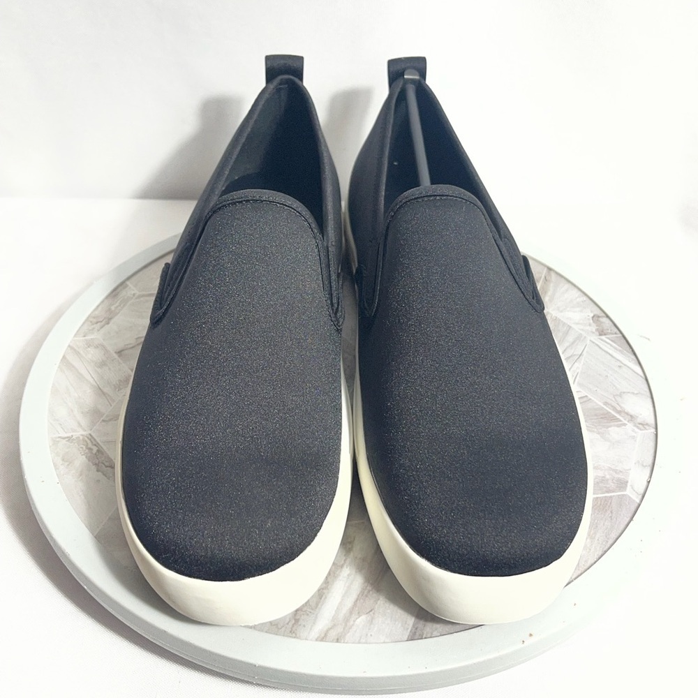 Call It Spring Lovaudien Black Slip On Sneakers Womens Size 11 New In Box